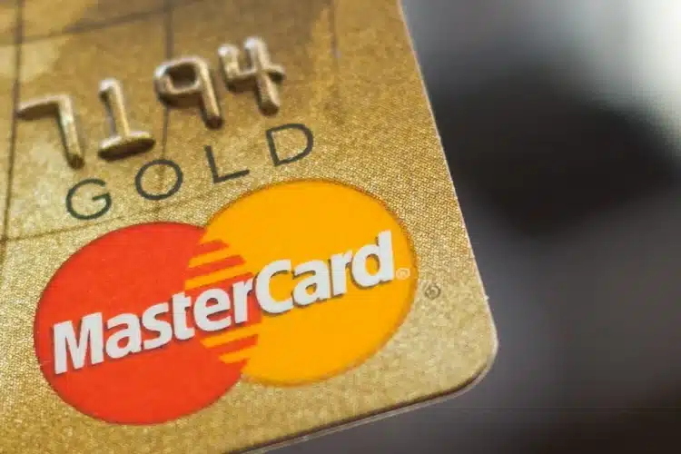 Quelle protection juridique est incluse avec la carte gold mastercard